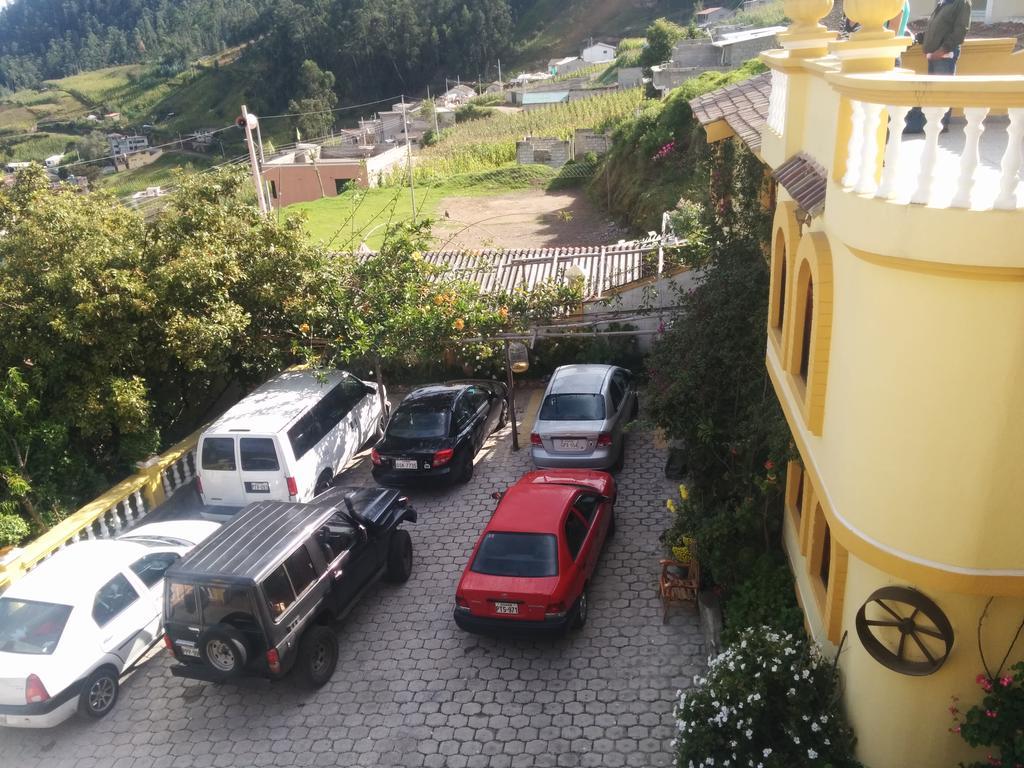 Hostal Curinan Отавало Экстерьер фото