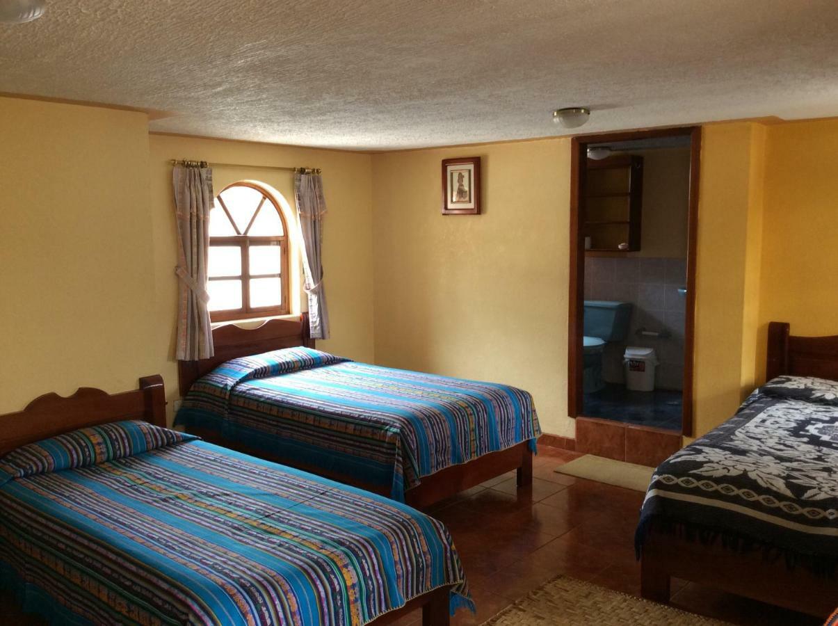 Hostal Curinan Отавало Экстерьер фото